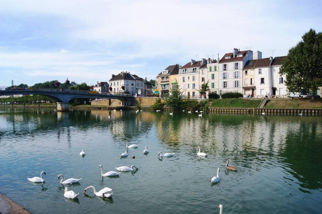 Coeur De Ville Avec Parking+Gare A Proximite De Disney Et Paris Lagny-sur-Marne Luaran gambar